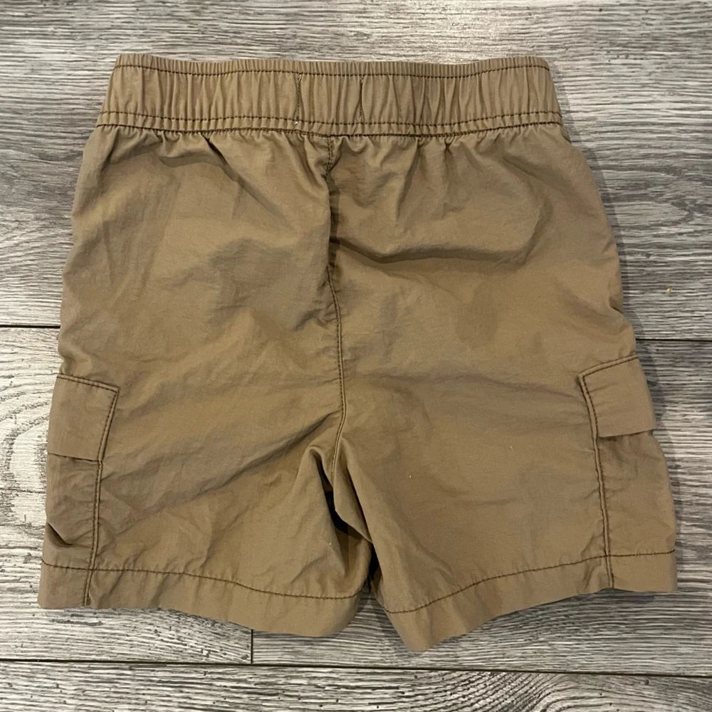 Old Navy Toddler Khaki Cargo Shorts Black Belt Elastic Waist Size 5